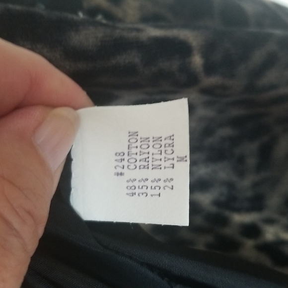 Equestrian Designs womens leopard print double breasted short blazer - Picture 8 of 9